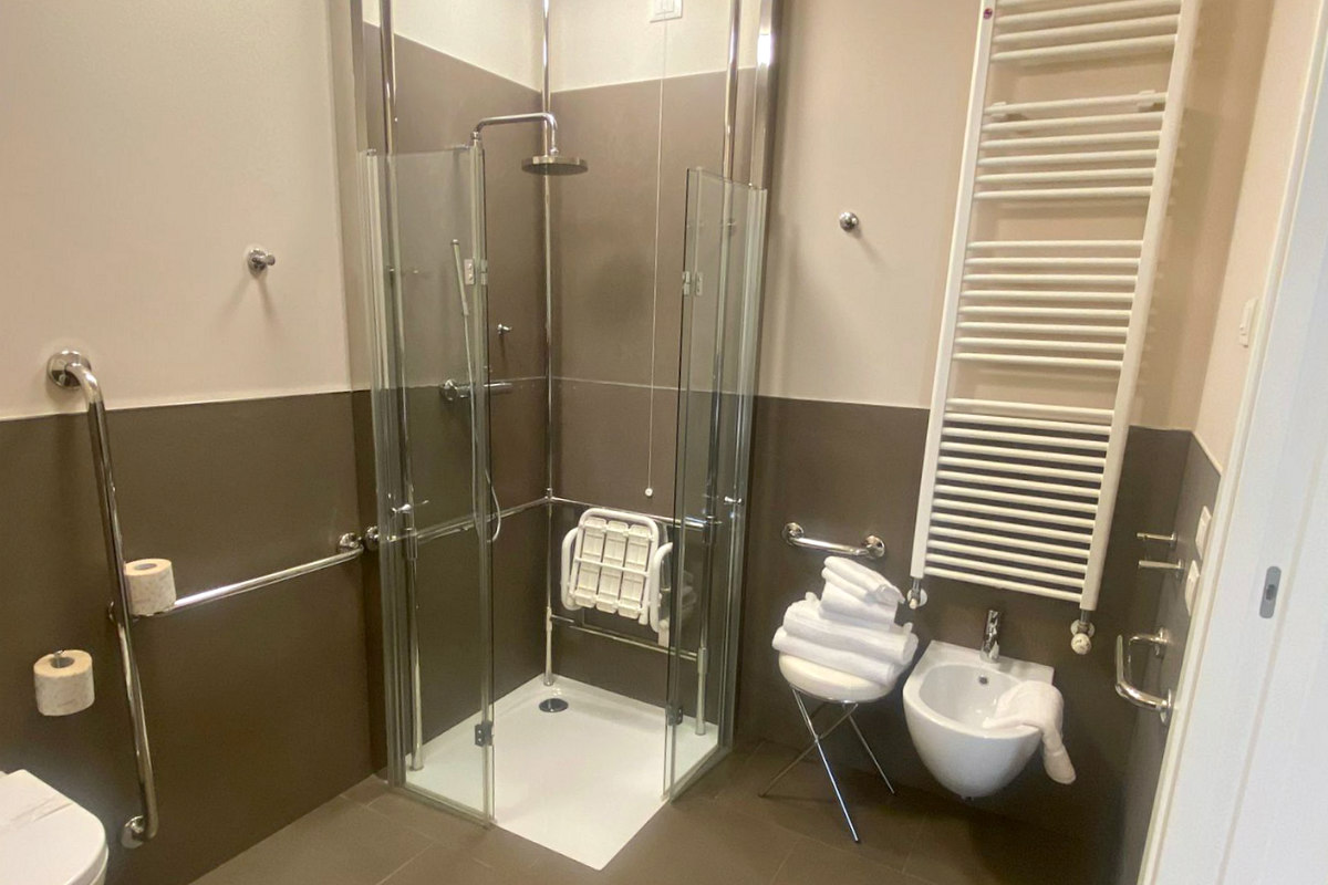 camera superior accessibile